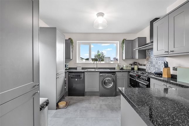 8 Belle Vue Rise, Plymouth Devon, Devon photo 3