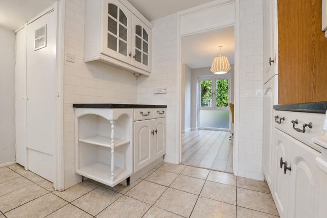 15, Wilmot Green, Brentwood photo 2