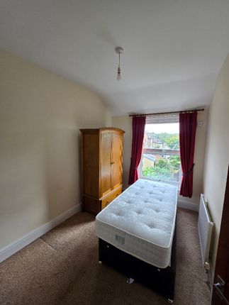 141, Victoria Road, Barnet photo 3