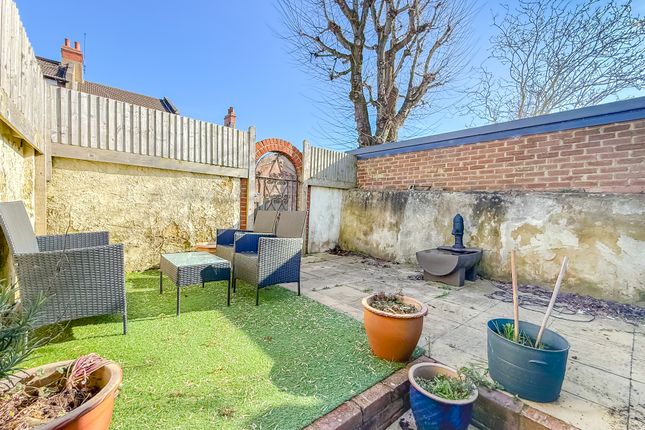 2, Whippingham Street, Brighton photo 2