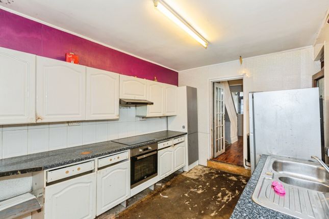 19, Penybanc Road, Ammanford photo 4