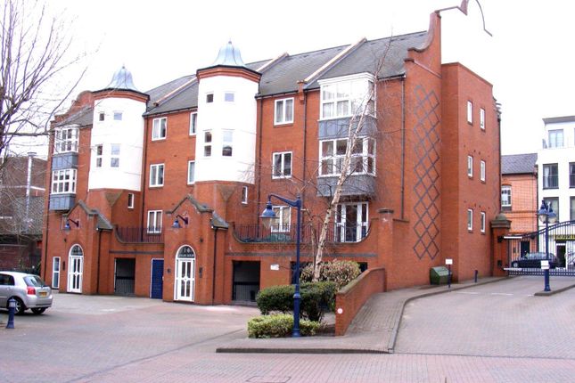 Flat to rent in Symphony Court, Edgbaston, Birmingham