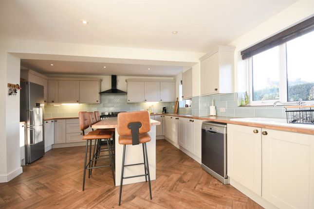 4, Spring Way, Halstead photo 3