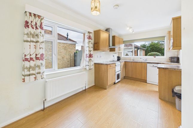21 Beech Lawn, Hull photo 4