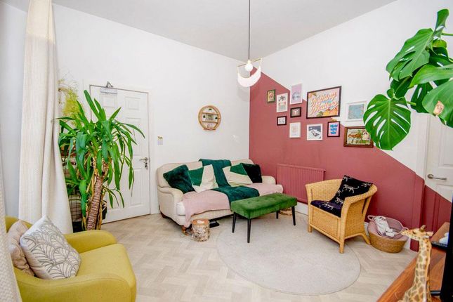 Flat 2, 58a, High Street, Bristol photo 3