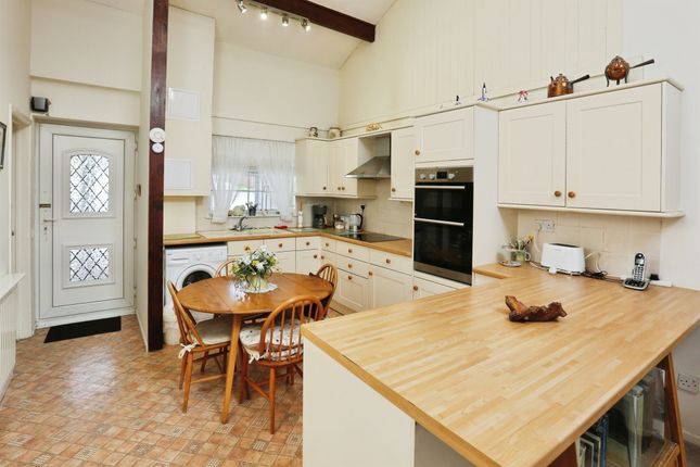 24, Ambleside, Southampton photo 2