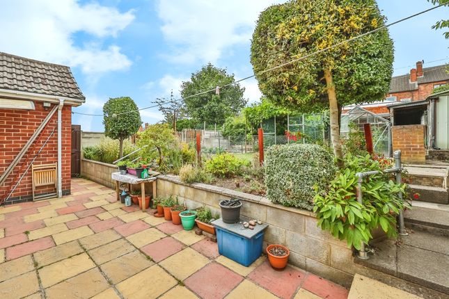 35, Lawrence Avenue, Nottingham photo 4