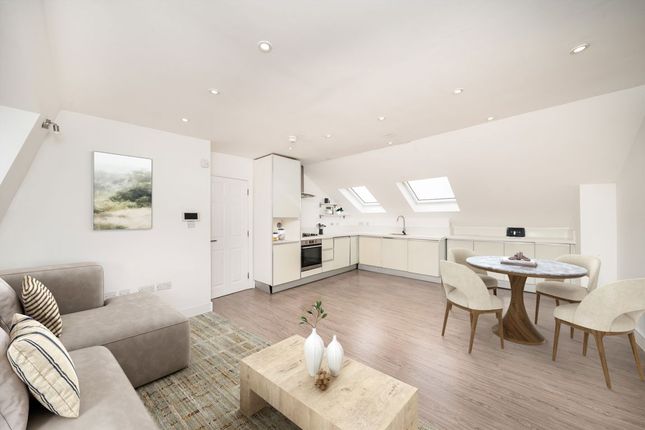 Flat 3, 29, Dafforne Road, London photo 2