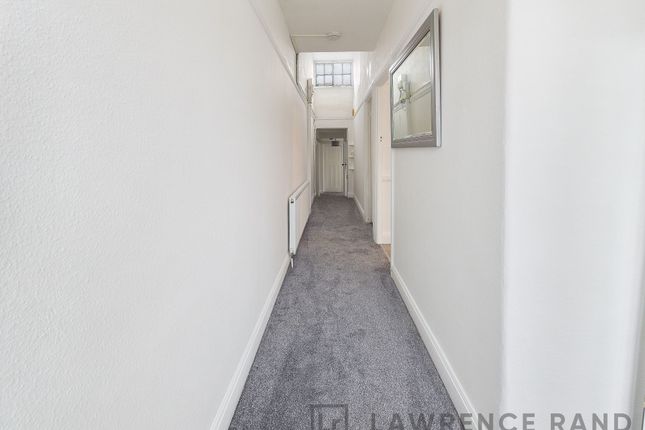 53a Victoria Road, Ruislip photo 2