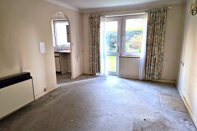 3 Homehayes House, Oakdene Close, Hatch End photo 2