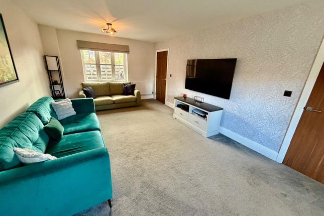 14, Linden Crescent, Yarm photo 3
