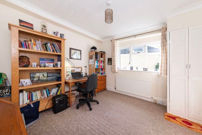 Detached bungalow for sale in Sandleigh Road, Wootton, Abingdon