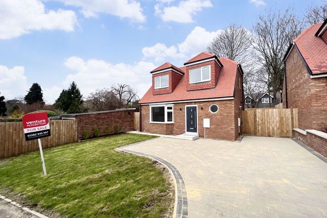 Thumbnail Detached house for sale in Alwyn Close, Luton