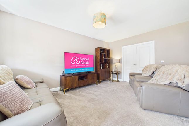 26, Willowburn Avenue, Motherwell photo 2