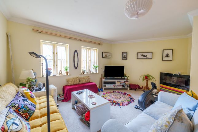 10, Inchbrook Court, Inchbrook photo 4
