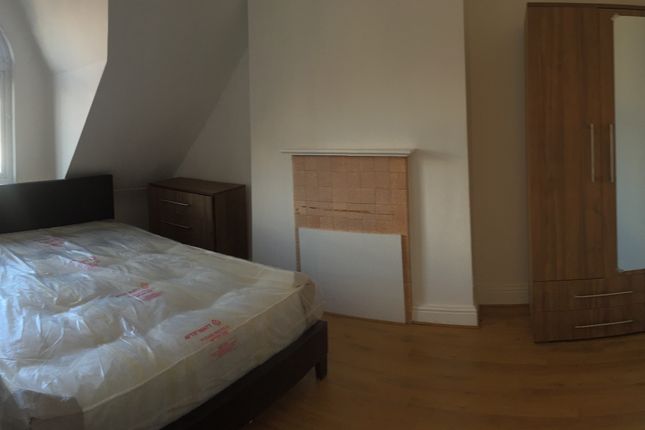 Thumbnail Flat to rent in Thrale Road, London