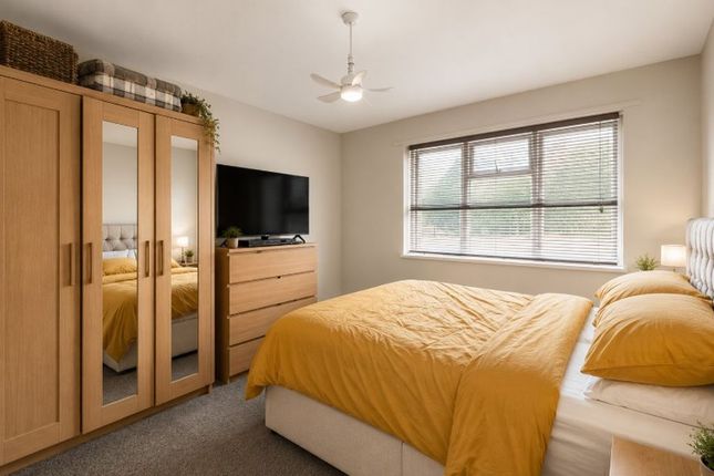 73, Northway, Gosport photo 4