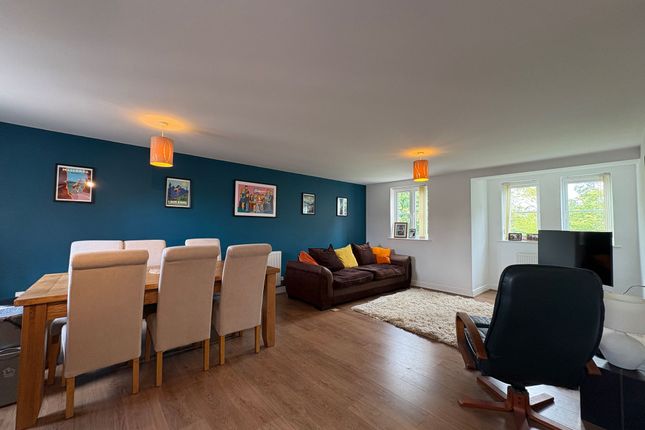 13 Clement Road, Preston photo 2