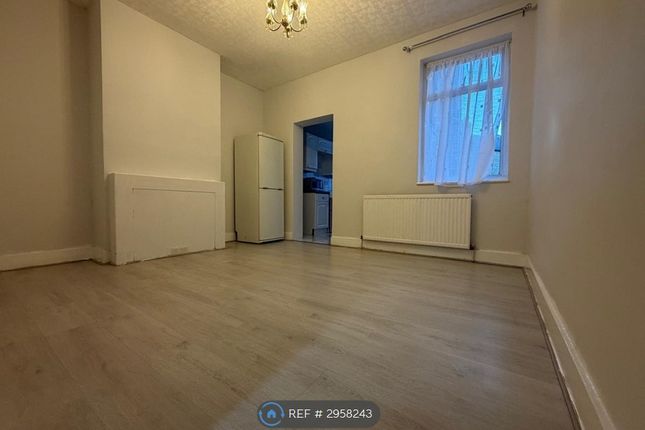 Rotherfield Road, Enfield photo 3