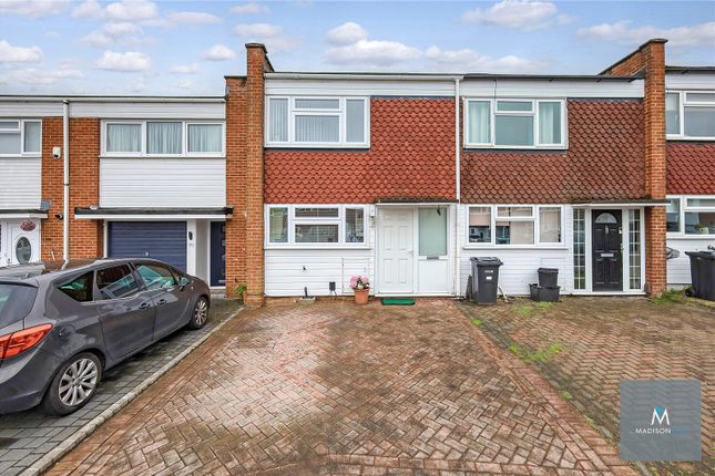 Thumbnail Terraced house for sale in Long Green, Chigwell