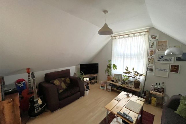 2 William Street, Dorset photo 3