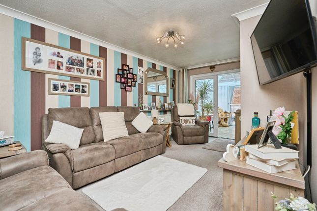 74, Perowne Way, Sandown photo 3