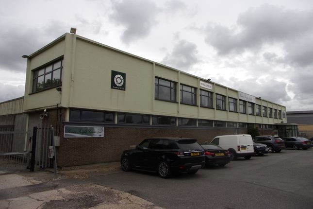 Office to let in Honywood Road, Basildon