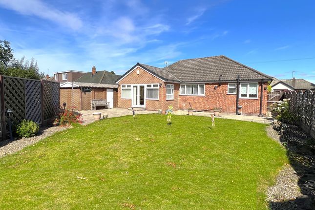 64 Aspin Oval, Knaresborough photo 2