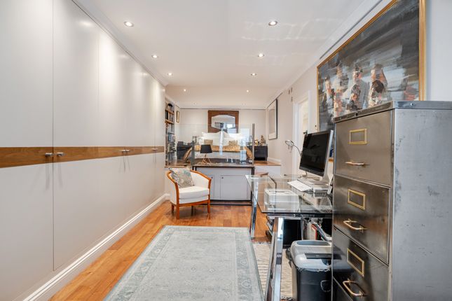 Flat 6, 48, Queen's Gate, London photo 4