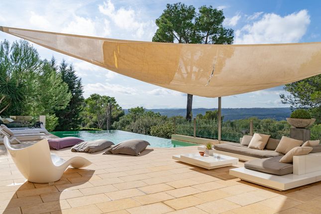 Villa for sale in St Paul, Vence, St. Paul Area, French Riviera