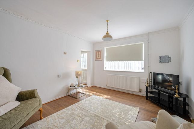 32, Dovecote Road, Wisbech photo 4