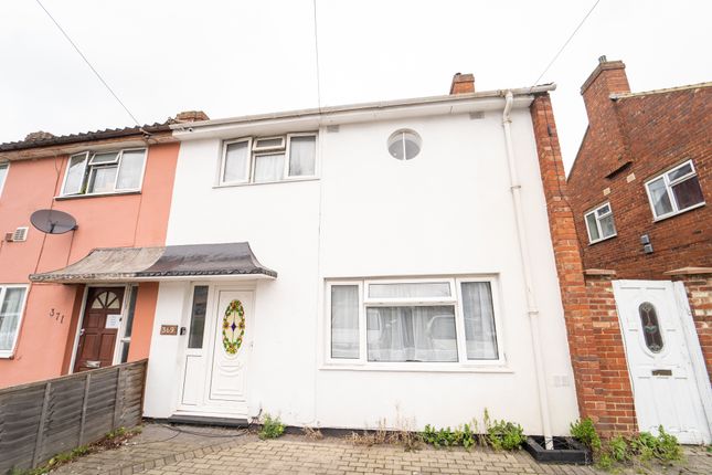 Semi-detached house for sale in Bath Road, Hounslow