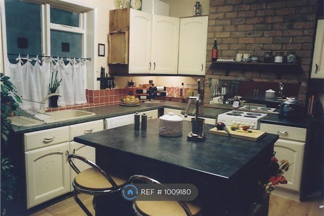 Large Kitchen