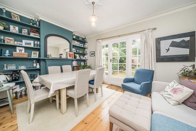 27, Chestnut Road, Kingston Upon Thames photo 4
