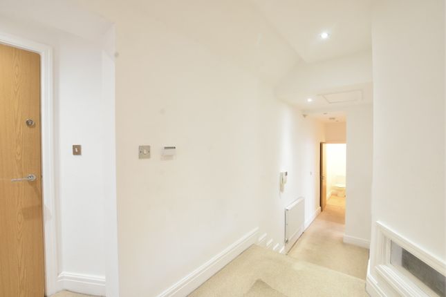 Flat for sale in Park Crescent, Southport, Merseyside