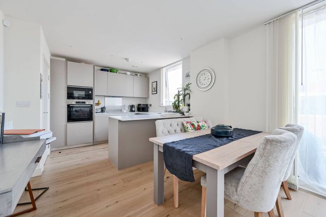 Thumbnail Flat to rent in Amphion House, Royal Arsenal, Woolwich, London