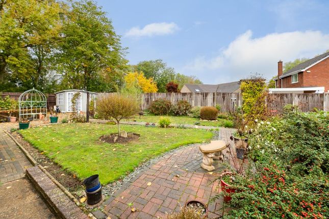 10, Grenville Close, Corby photo 4