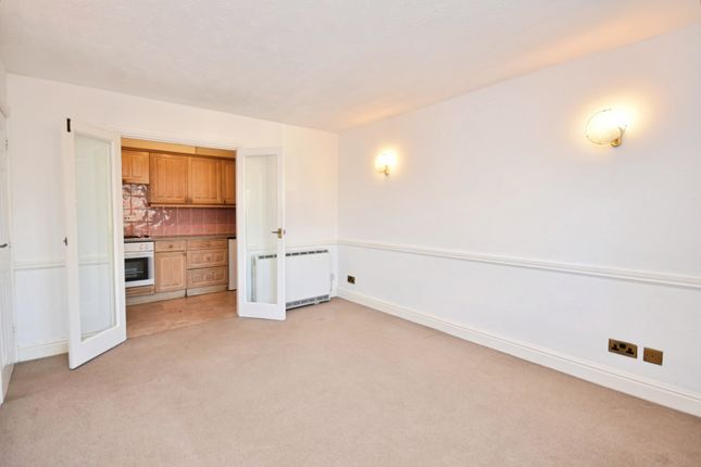 Bicester Road, Buckinghamshire photo 2