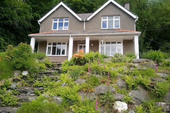 Thumbnail Detached house for sale in Pentrefoelas, Betws-Y-Coed