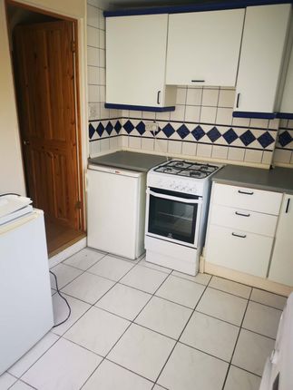 Terraced house to rent in Richardson Street, Swansea