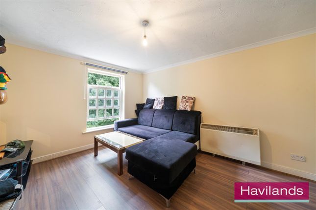 80, Leigh Hunt Drive, N14 photo 4