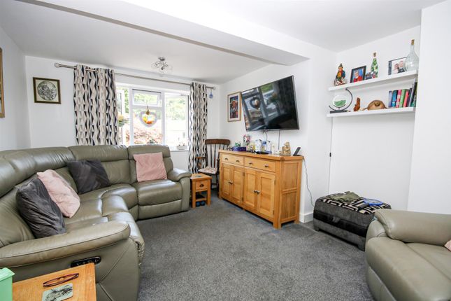 26, Fallowfield Close, Norwich photo 3
