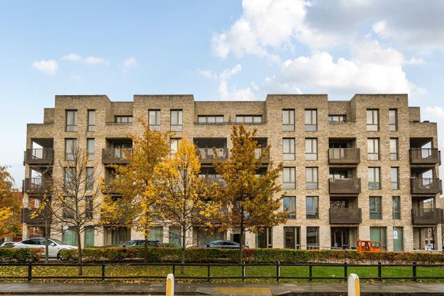 Davidson Frost-Wellings, Dfw, Welford Court, Edgwa