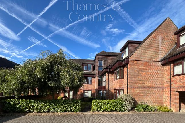 24 Laurance Court, Marlow photo 3