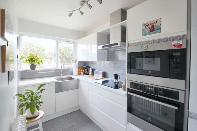 7 Broadmead Court Broadmead Road, Woodford Green photo 2