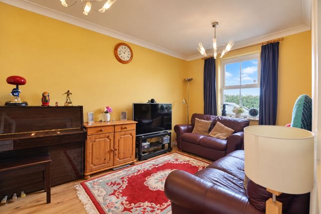 56 Norton Place, Billericay photo 3