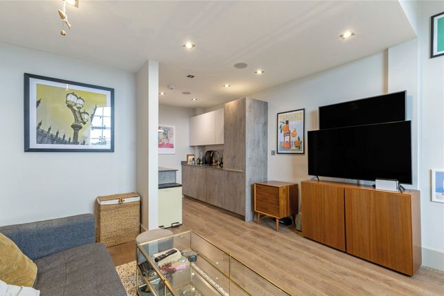 8 Mill House, 26, Dunstable Road, Richmond photo 3