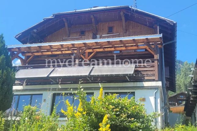 Thumbnail Chalet for sale in Praz-Sur-Arly, 74120, France