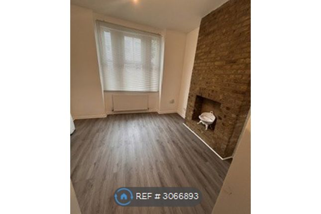 Goldsboro Road, London photo 2