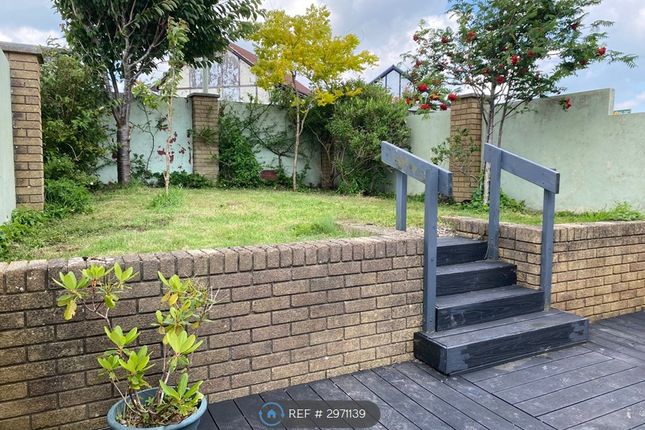 The Spinney, Brackla Bridgend photo 4
